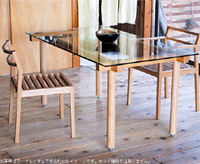 竹のダイニングテーブル ガラス天板　【IGETA】　～TEORI～